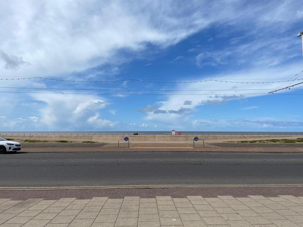 Sapphire Hotel Blackpool Promenade Exterior foto